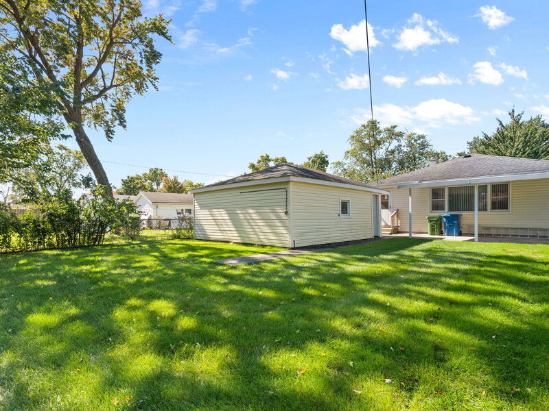 8729 S 51st Avenue Oak Lawn IL 60453