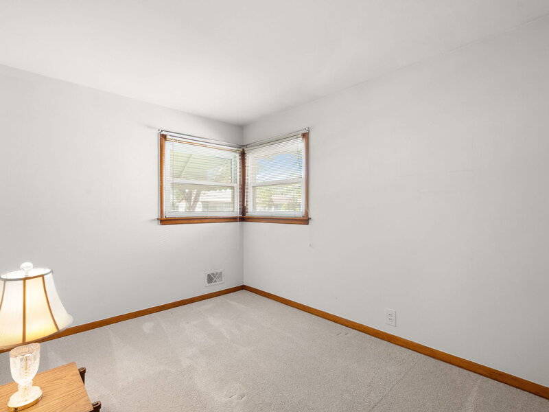8729 S 51st Avenue Oak Lawn IL 60453