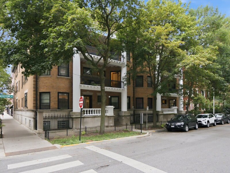 5703 S Blackstone Avenue Chicago IL 60637