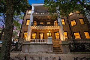 Photo of 5703 S Blackstone Avenue Chicago IL 60637 Unit 1