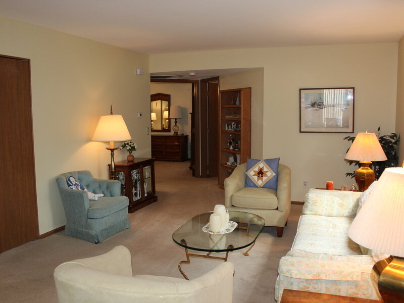 1694 Lexington Drive Montgomery IL 60538