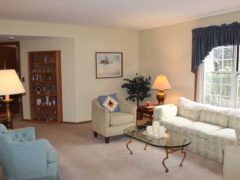 1694 Lexington Drive Montgomery IL 60538