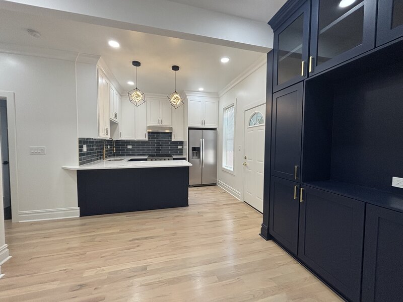 5652 S Shields Avenue Chicago IL 60621
