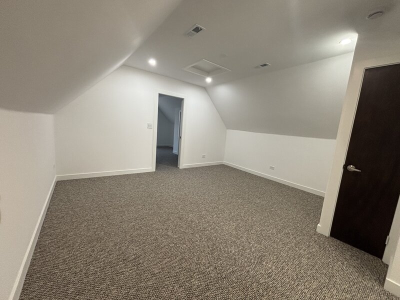 5652 S Shields Avenue Chicago IL 60621