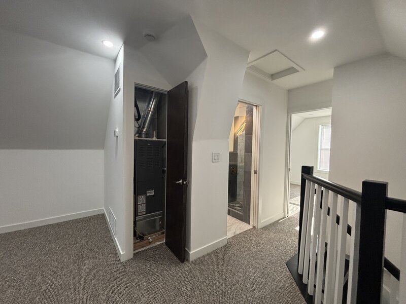 5652 S Shields Avenue Chicago IL 60621