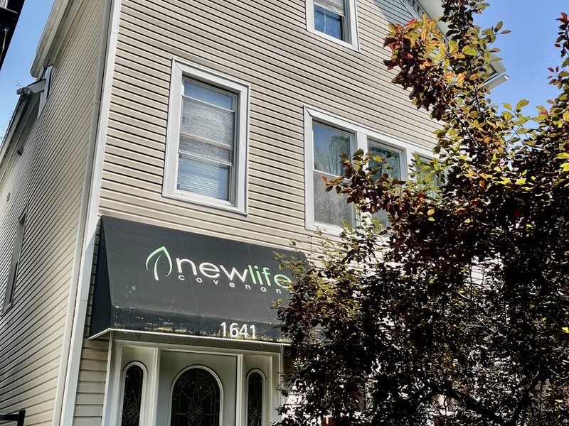 1641 N Mozart Street Chicago IL 60647