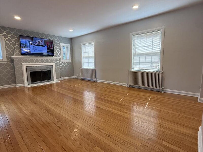 6800 N Knox Avenue Lincolnwood IL 60712