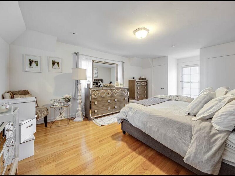 6800 N Knox Avenue Lincolnwood IL 60712
