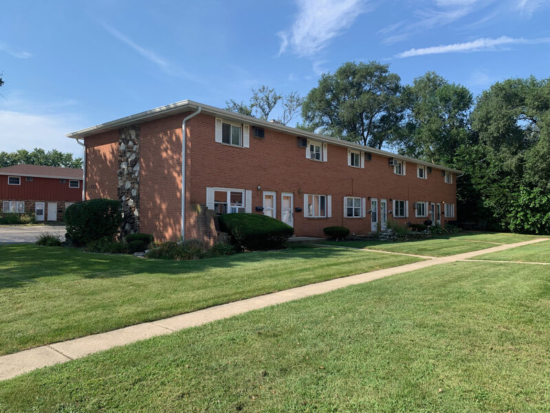 1227 Town Crest Drive New Lenox IL 60451