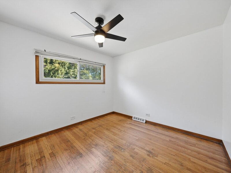 15207 Waterman Drive South Holland IL 60473