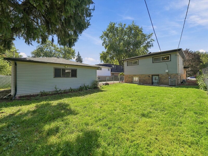 15207 Waterman Drive South Holland IL 60473