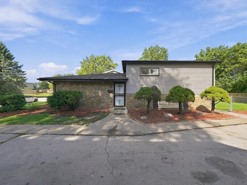 15207 Waterman Drive South Holland IL 60473