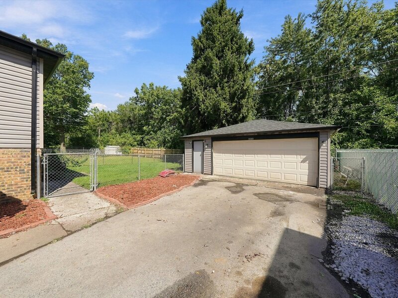 15207 Waterman Drive South Holland IL 60473