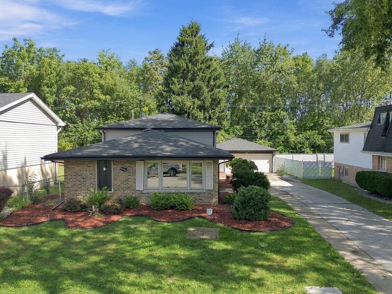 15207 Waterman Drive South Holland IL 60473