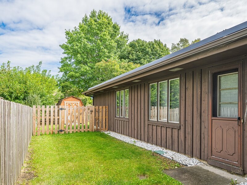 129 Millis Lane Schaumburg IL 60193