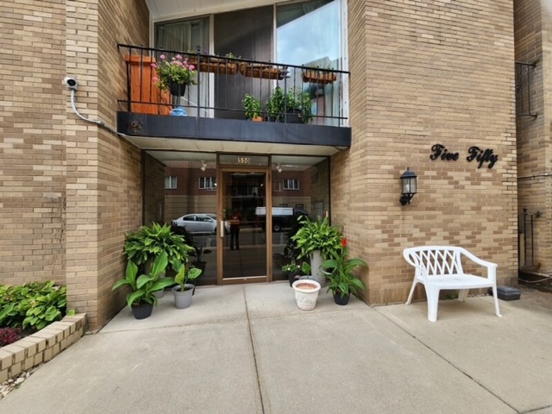 550 Ida Street Des Plaines IL 60016