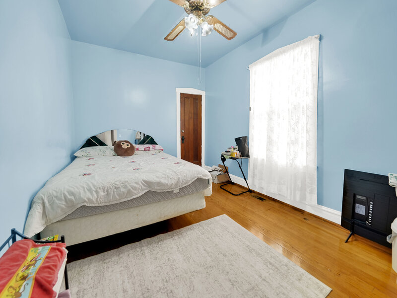 5355 S Fairfield Avenue Chicago IL 60632