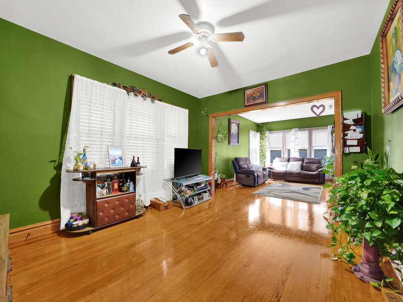 5355 S Fairfield Avenue Chicago IL 60632