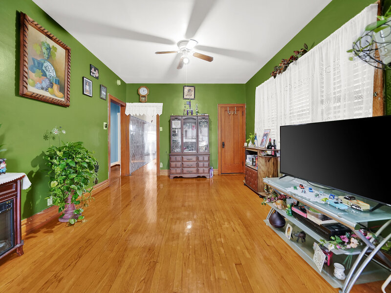 5355 S Fairfield Avenue Chicago IL 60632