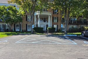 Photo of 5100 Carriageway Drive Rolling Meadows IL 60008 Unit 109