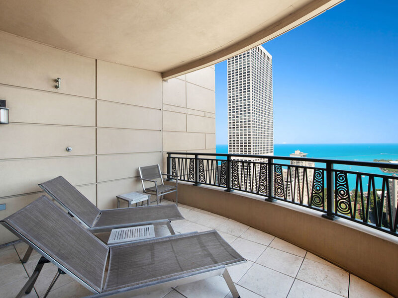 800 N Michigan Avenue Chicago IL 60611