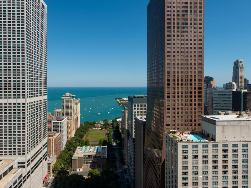 800 N Michigan Avenue Chicago IL 60611
