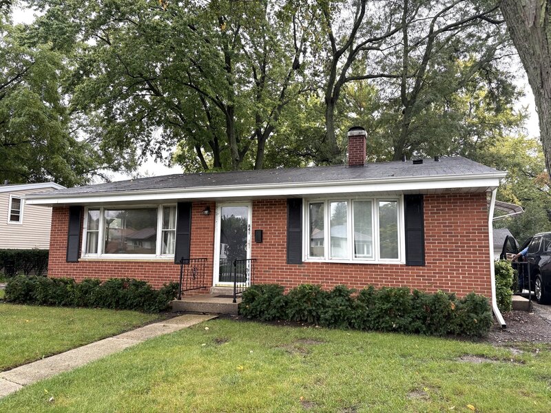 841 Countryside Highway Mundelein IL 60060