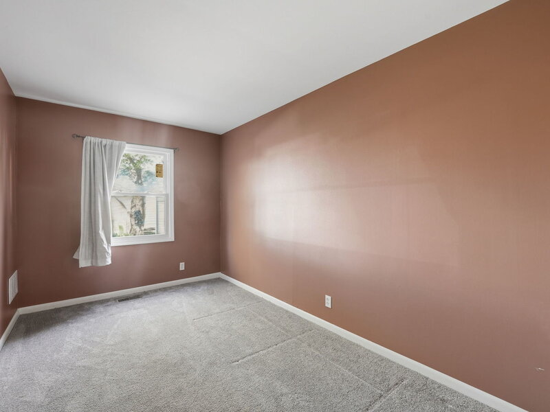 1326 Elder Drive Aurora IL 60506