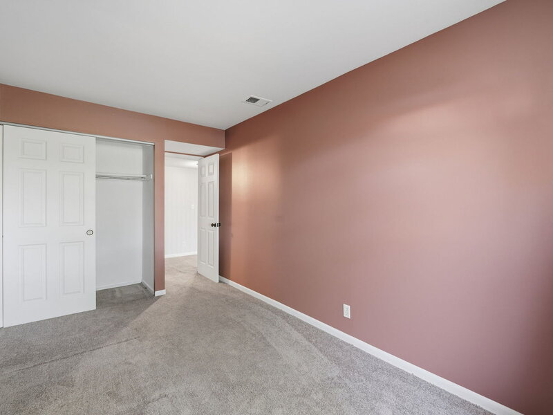 1326 Elder Drive Aurora IL 60506