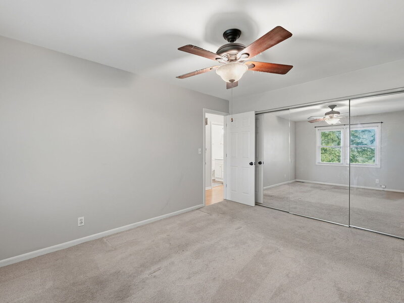 1326 Elder Drive Aurora IL 60506