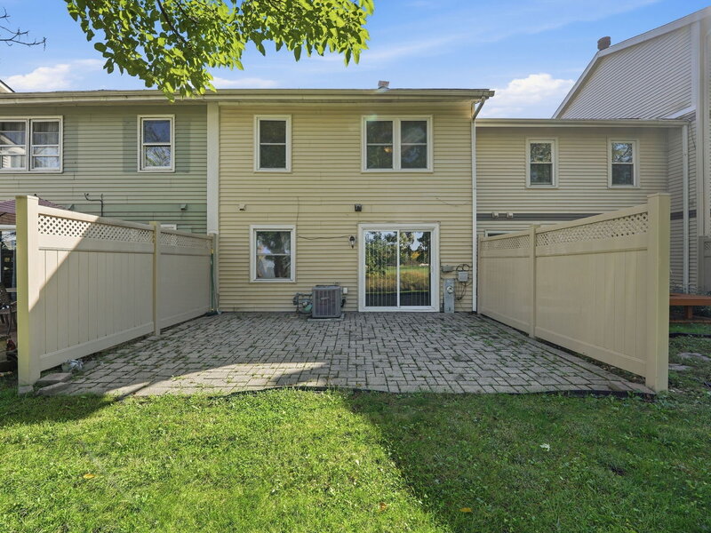 1326 Elder Drive Aurora IL 60506