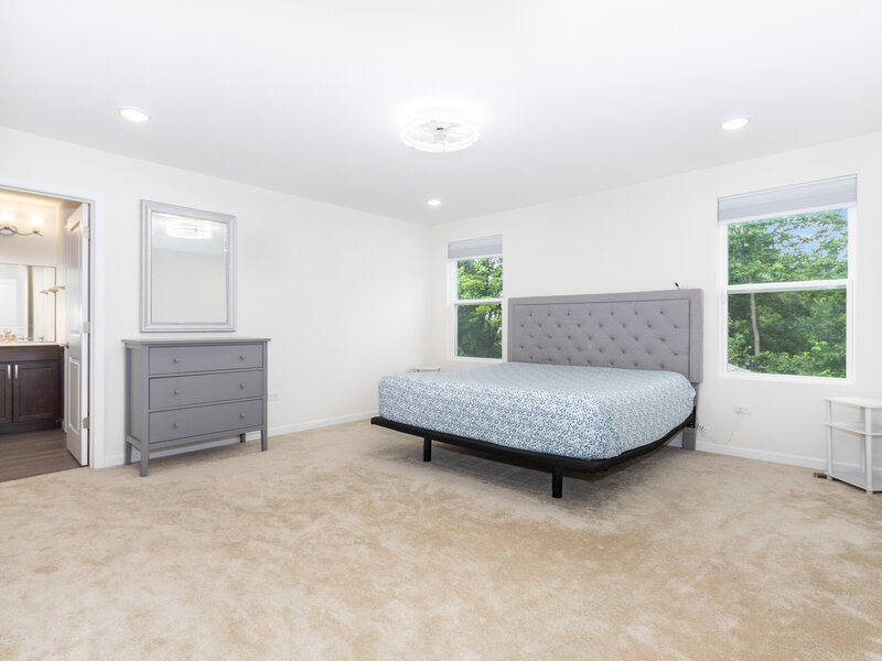 2225 Bent Grass Way Bolingbrook IL 60490