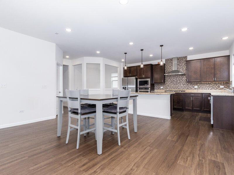 2225 Bent Grass Way Bolingbrook IL 60490