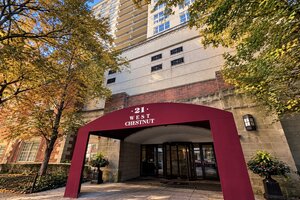 Photo of 21 W Chestnut Street Chicago IL 60611 Unit 806