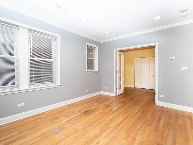 7074 N Wolcott Avenue Chicago IL 60626