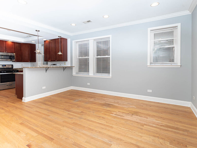7074 N Wolcott Avenue Chicago IL 60626