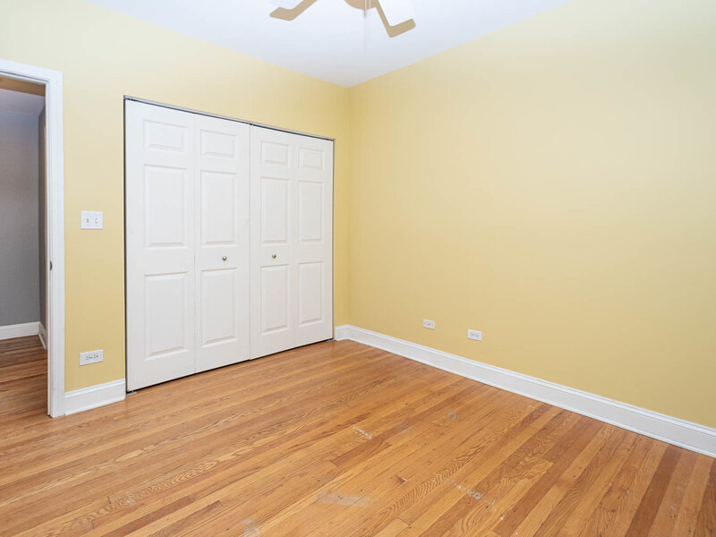 7074 N Wolcott Avenue Chicago IL 60626