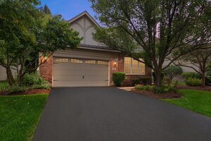Photo of 809 Colchester Drive Oswego IL 60543