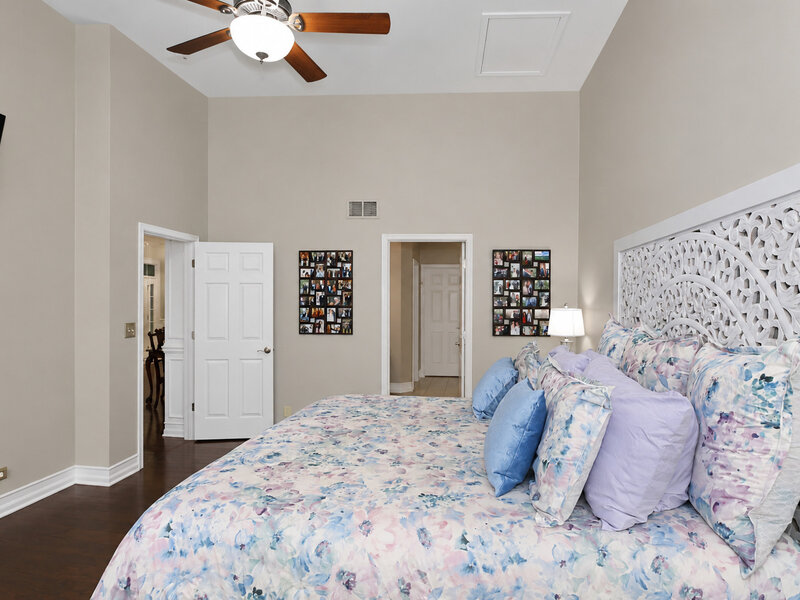 809 Colchester Drive Oswego IL 60543