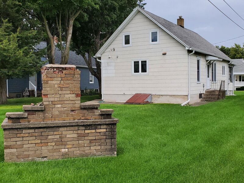 241 E 1st Street Oglesby IL 61348