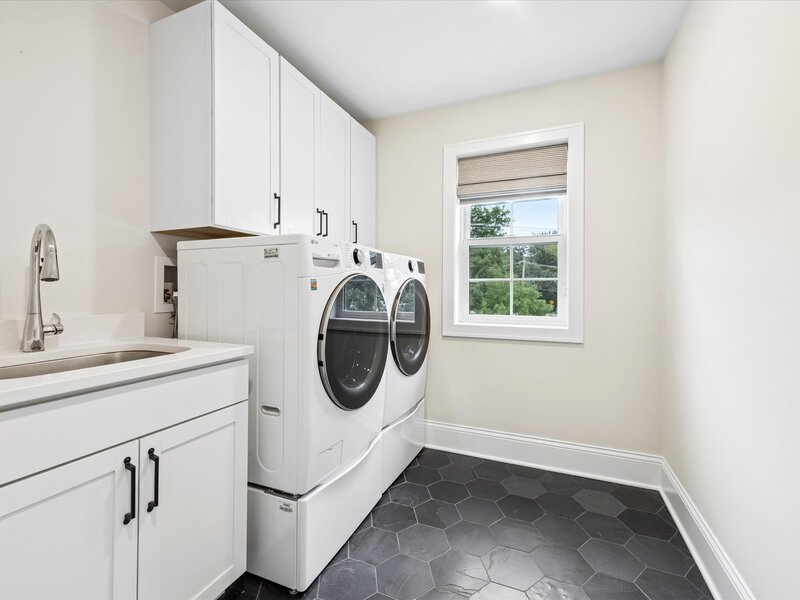 1137 Hickory Drive Western Springs IL 60558