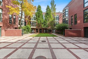 Photo of 1701 N Halsted Street Chicago IL 60614