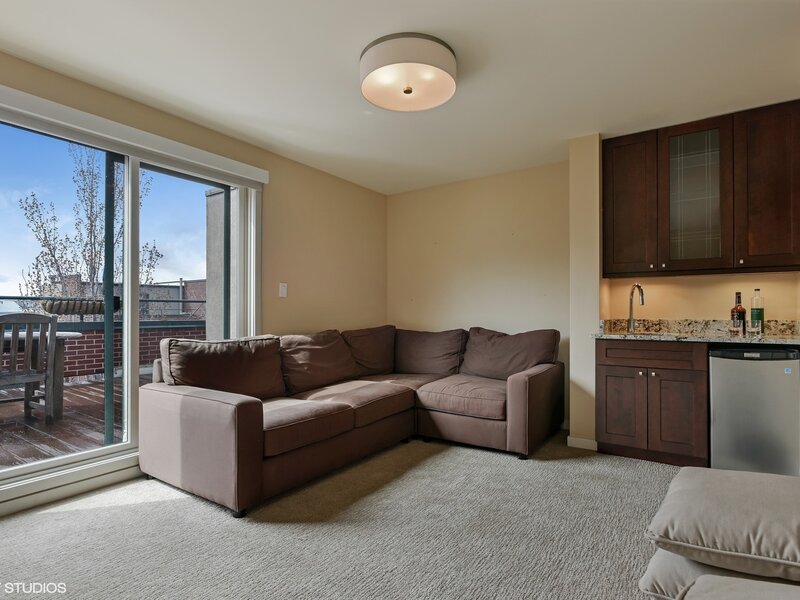 1701 N Halsted Street Chicago IL 60614