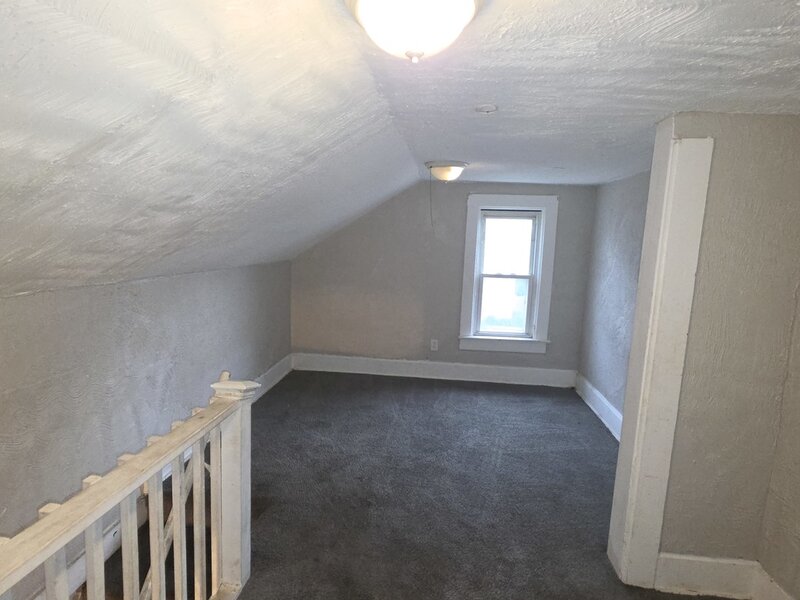 11566 S Lafayette Avenue Chicago IL 60628