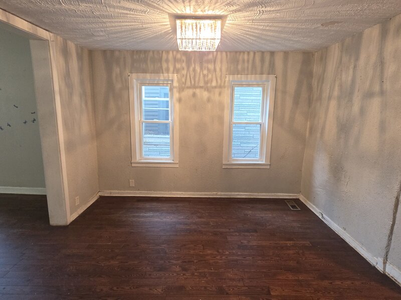 11566 S Lafayette Avenue Chicago IL 60628