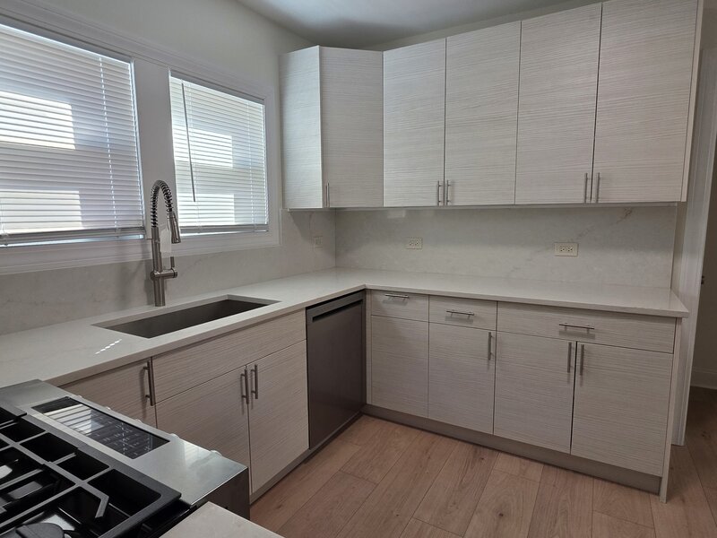 418 Hull Court Waukegan IL 60085