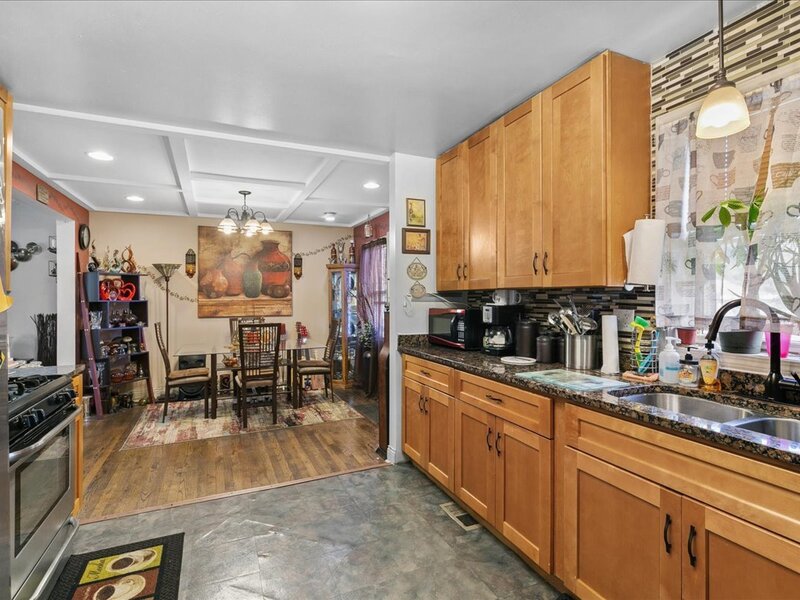 10609 S Indiana Avenue Chicago IL 60628