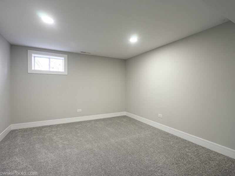 8933 S Oakwood Drive Hickory Hills IL 60457