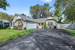 Photo of 714 Dartmouth Drive Island Lake IL 60042