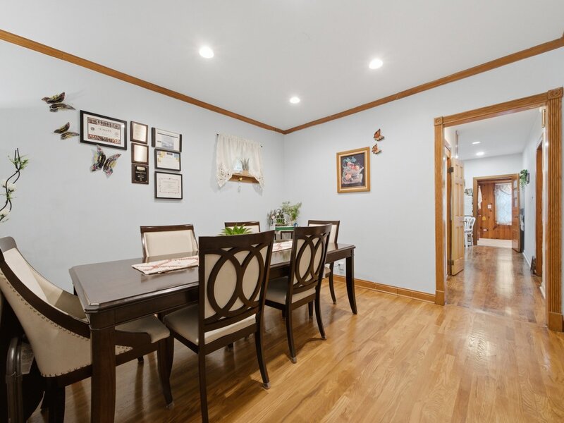 4746 N Karlov Avenue Chicago IL 60630